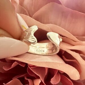 EDEN Hand Arts fish ring
